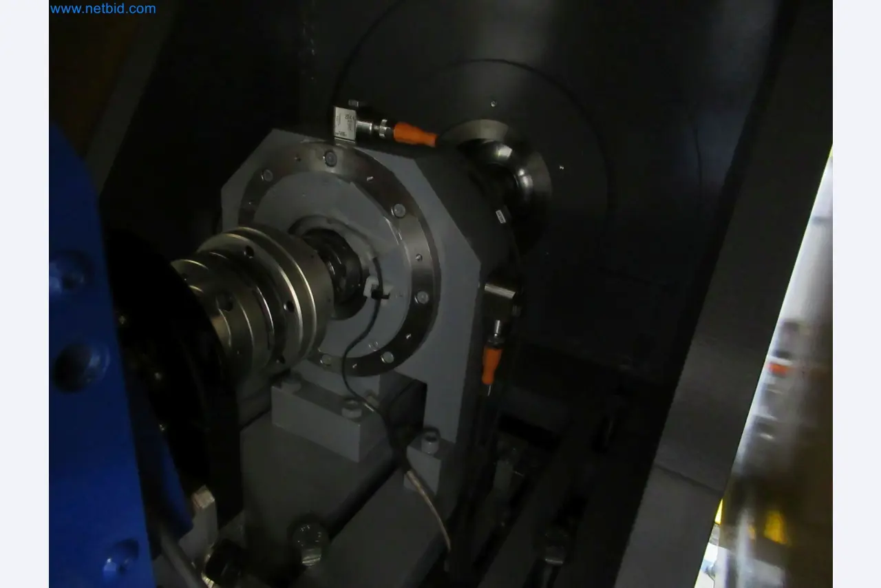 LILIUM eAircraft GmbH / LILIUM GmbH ; machines, installations d'essai et équipements d'exploitation pour la fabrication d'eVTOL-11