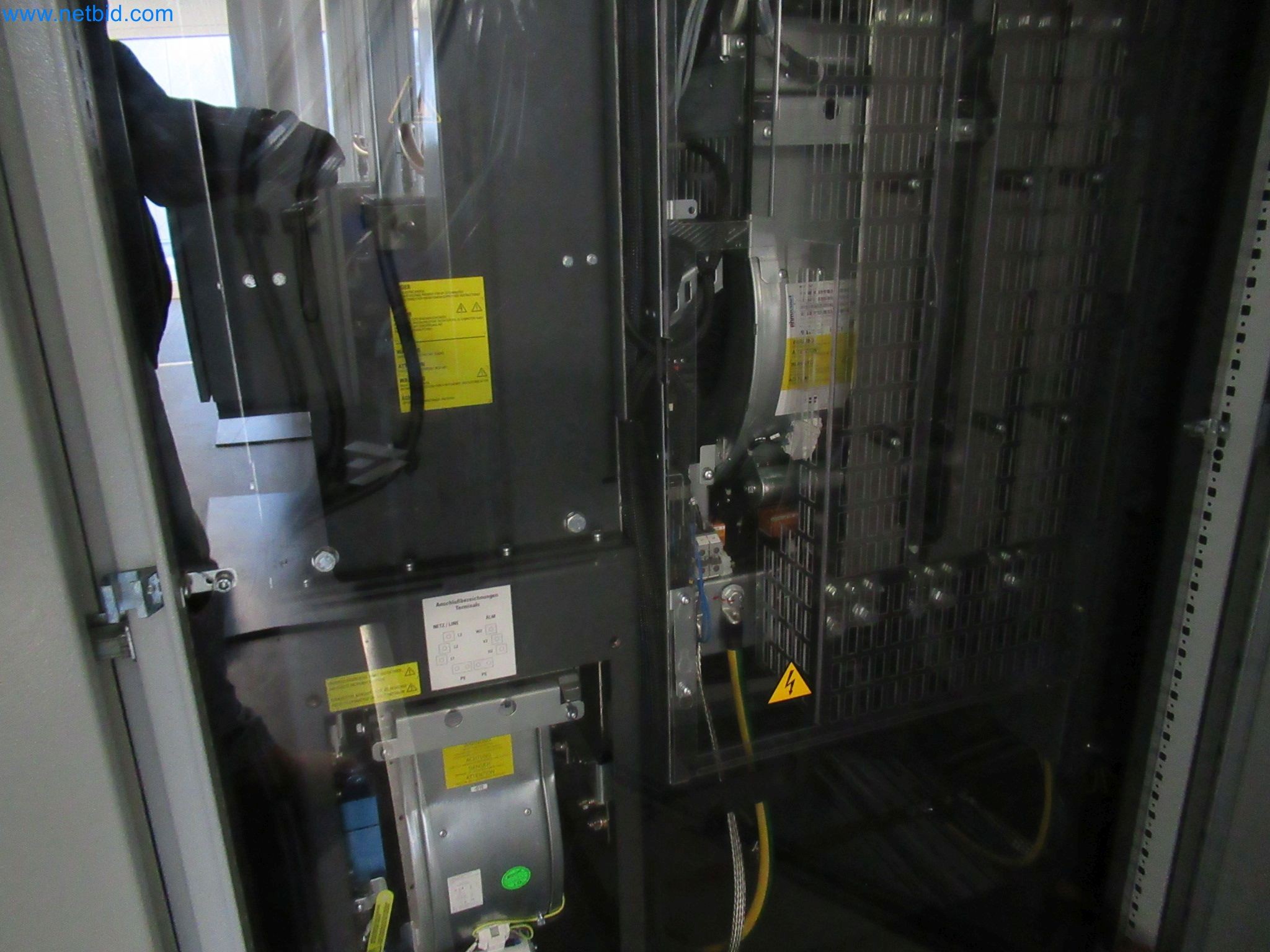 LILIUM eAircraft GmbH / LILIUM GmbH ; machines, installations d'essai et équipements d'exploitation pour la fabrication d'eVTOL-13