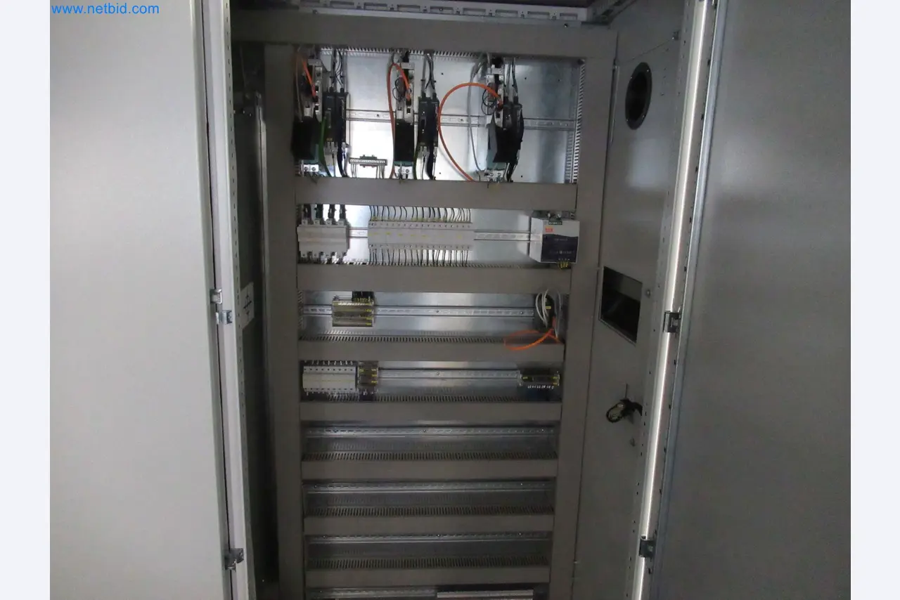 LILIUM eAircraft GmbH / LILIUM GmbH ; machines, installations d'essai et équipements d'exploitation pour la fabrication d'eVTOL-3