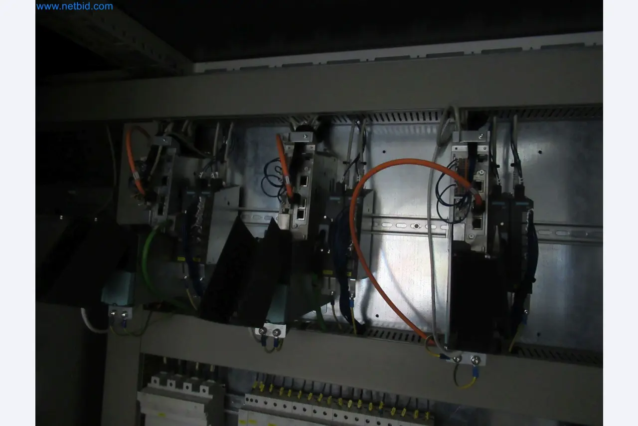 LILIUM eAircraft GmbH / LILIUM GmbH ; machines, installations d'essai et équipements d'exploitation pour la fabrication d'eVTOL-4