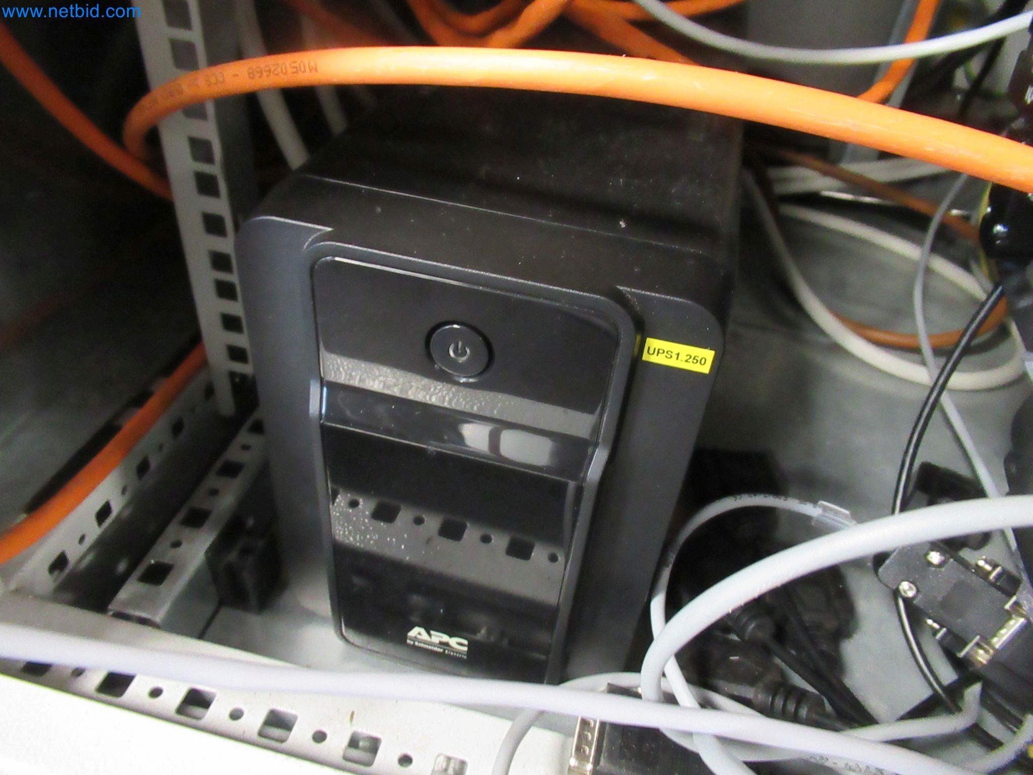 LILIUM eAircraft GmbH / LILIUM GmbH ; machines, installations d'essai et équipements d'exploitation pour la fabrication d'eVTOL-8