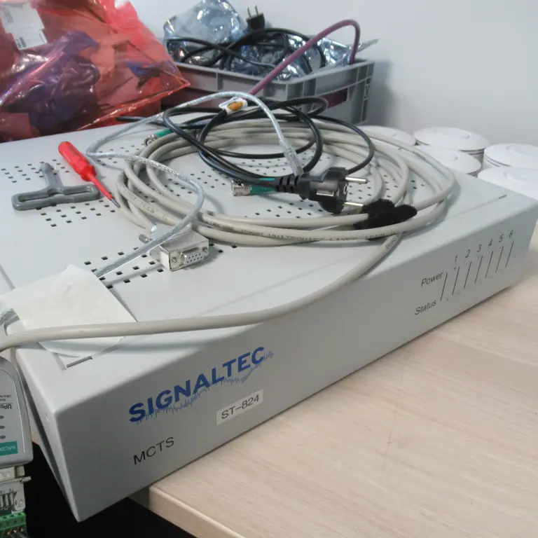 Krmilna enota tokovnega transformatorja Signaltec MCTS