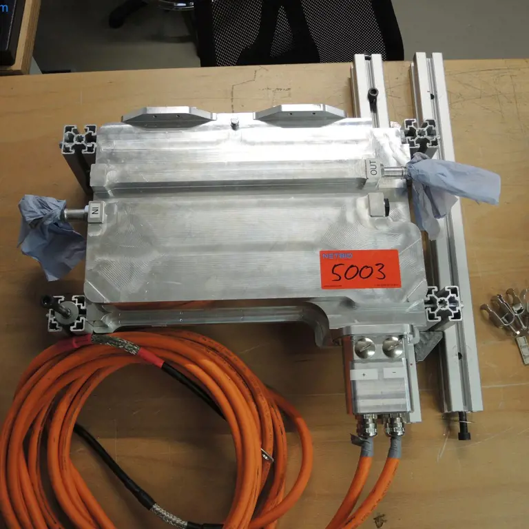 6fázový měnič SiC Drivetek