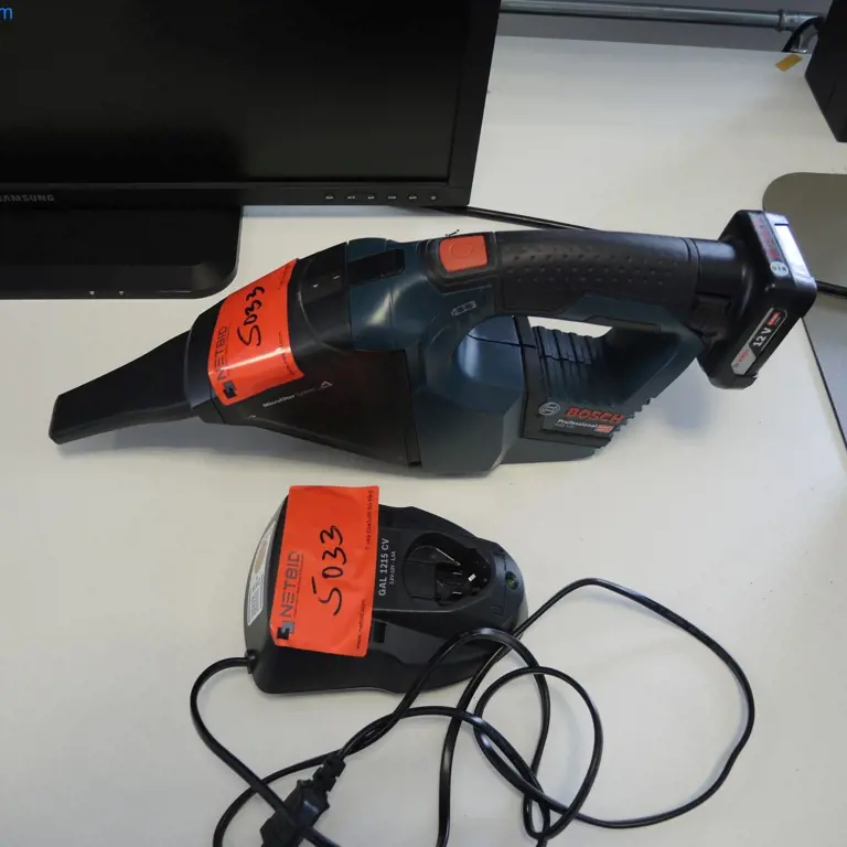 Akumulátorový vysavač Bosch Professional GAS 12 V