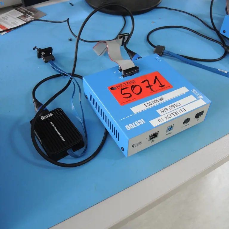 Debugger / On-Chip Analyser iSystem IC 5700 BlueBox Base UNIT mit DTM