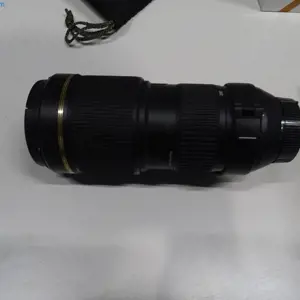 Objektiv pro makrofotografii Tamron A001NII