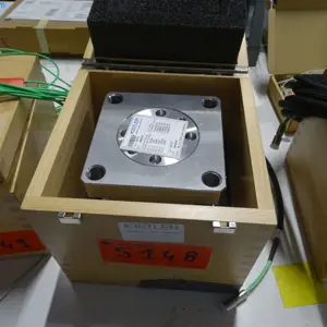 traxiale piëzo-elektrische krachtopnemer Kistler 9377C