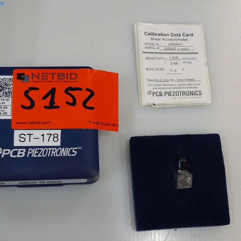 Triaxiale ICP®-minitrillingssensor PCB Piezotronics J356A43