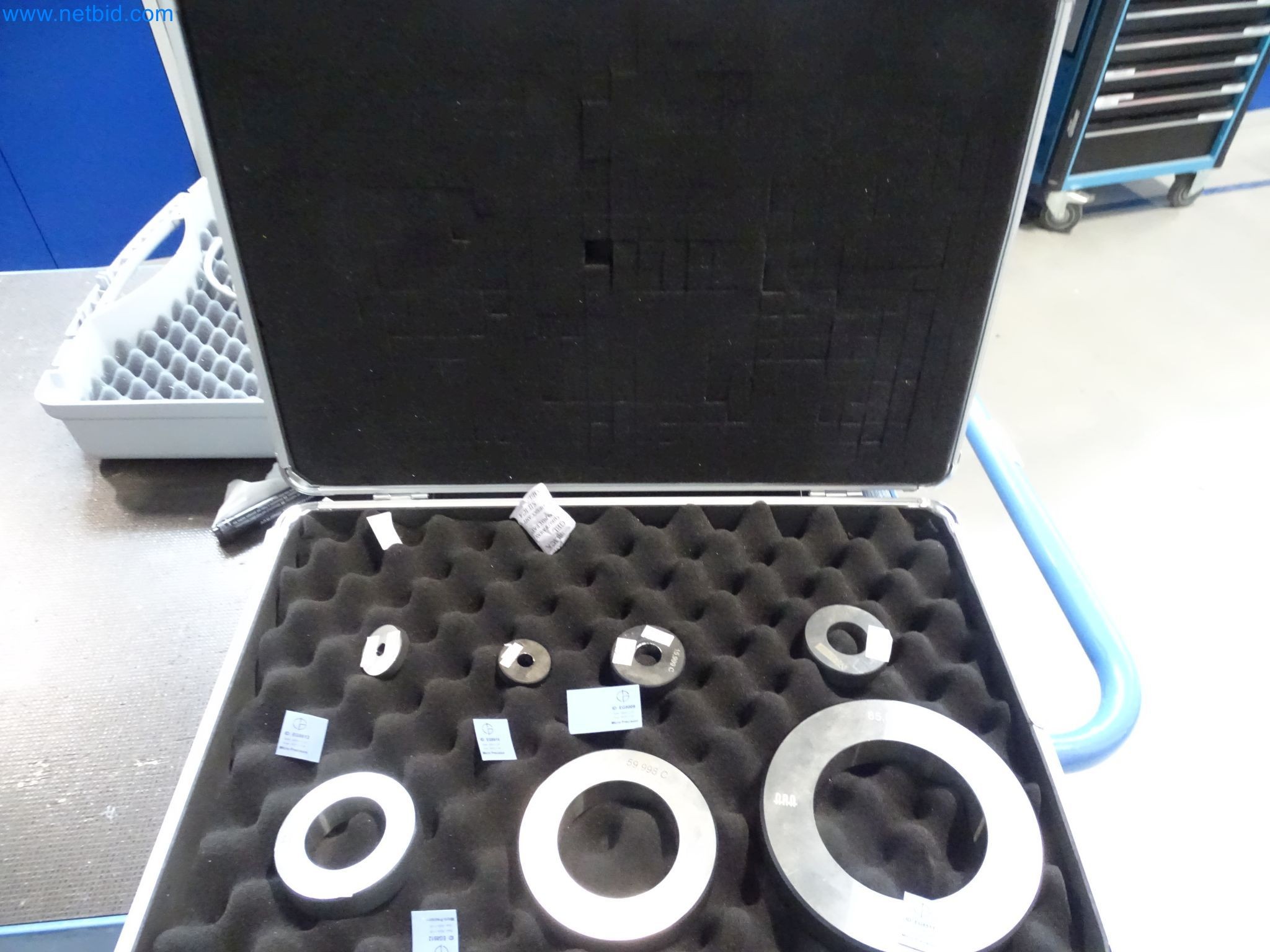 LILIUM eAircraft GmbH / LILIUM GmbH ; machines, installations d'essai et équipements d'exploitation pour la fabrication d'eVTOL-2