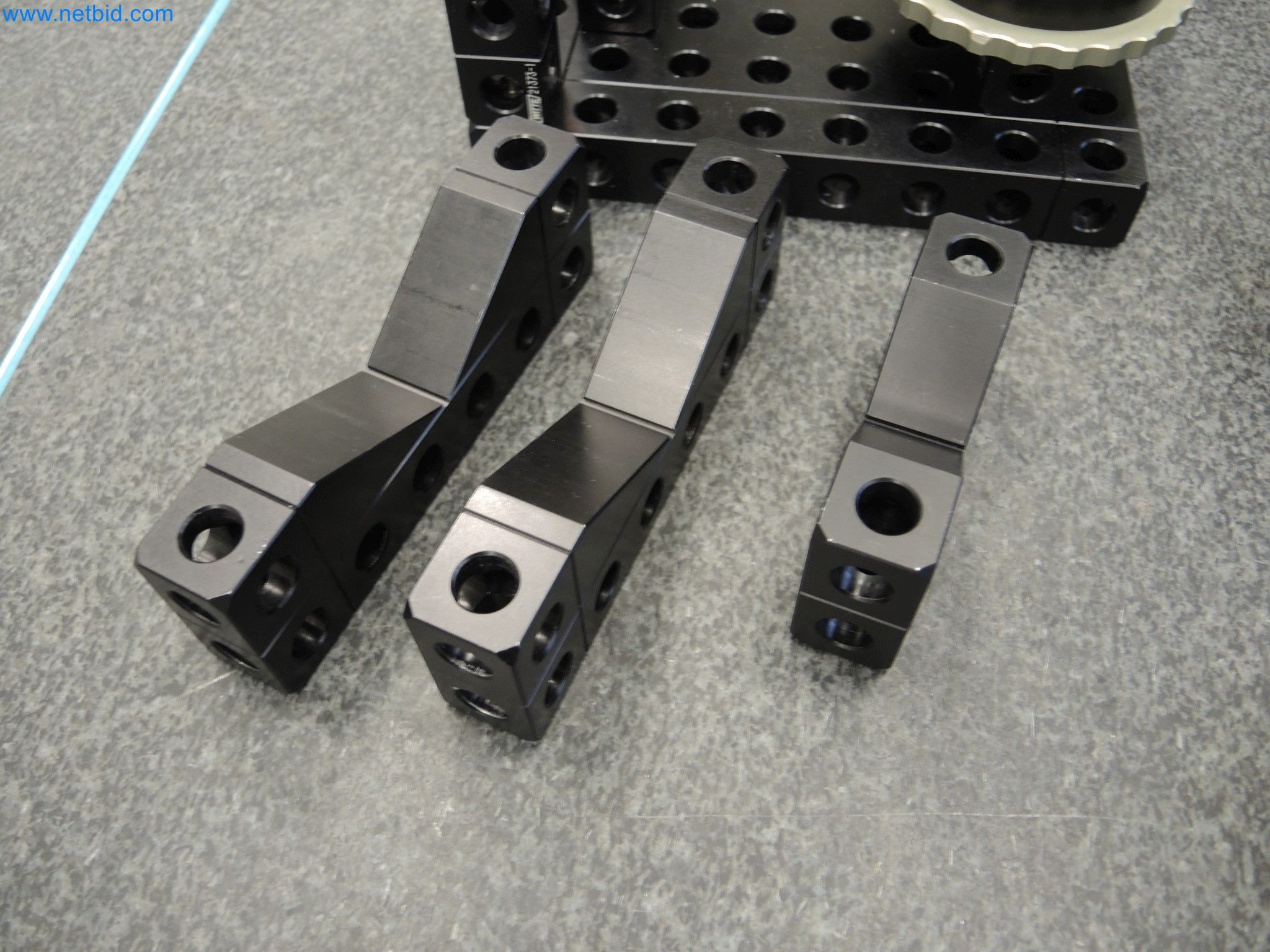 LILIUM eAircraft GmbH / LILIUM GmbH; maszyny, systemy testowe i sprzęt operacyjny do produkcji eVTOLs-13