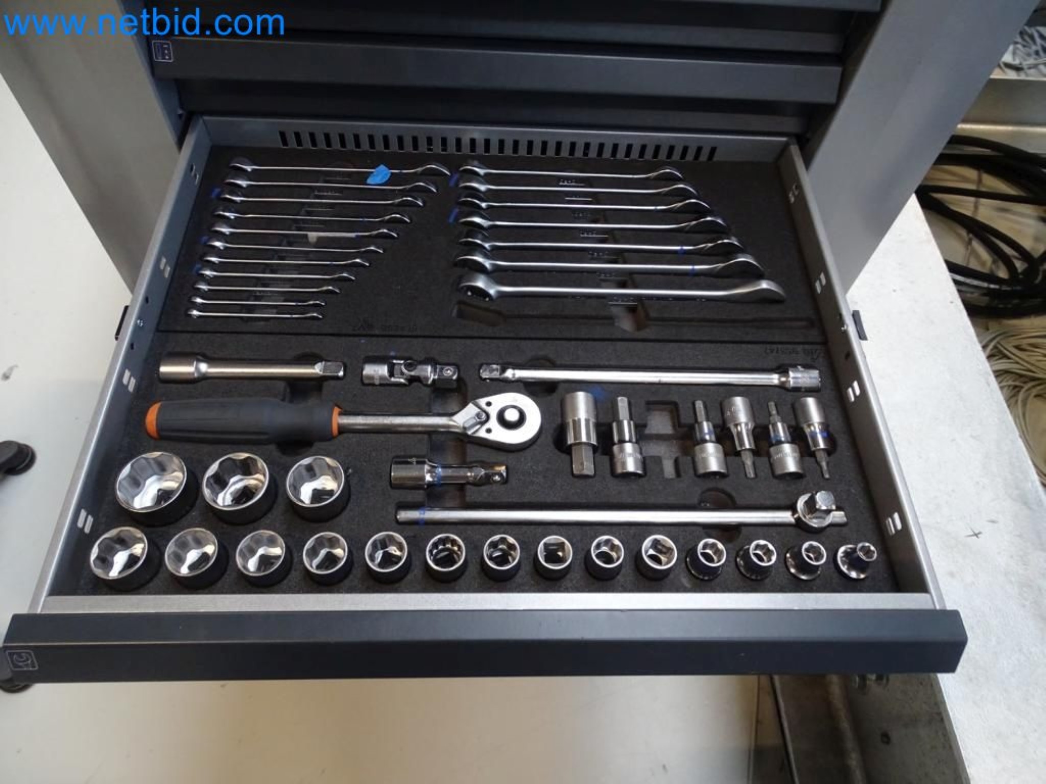 LILIUM eAircraft GmbH / LILIUM GmbH; máquinas, sistemas de prueba y equipos operativos para la producción de eVTOLs-5