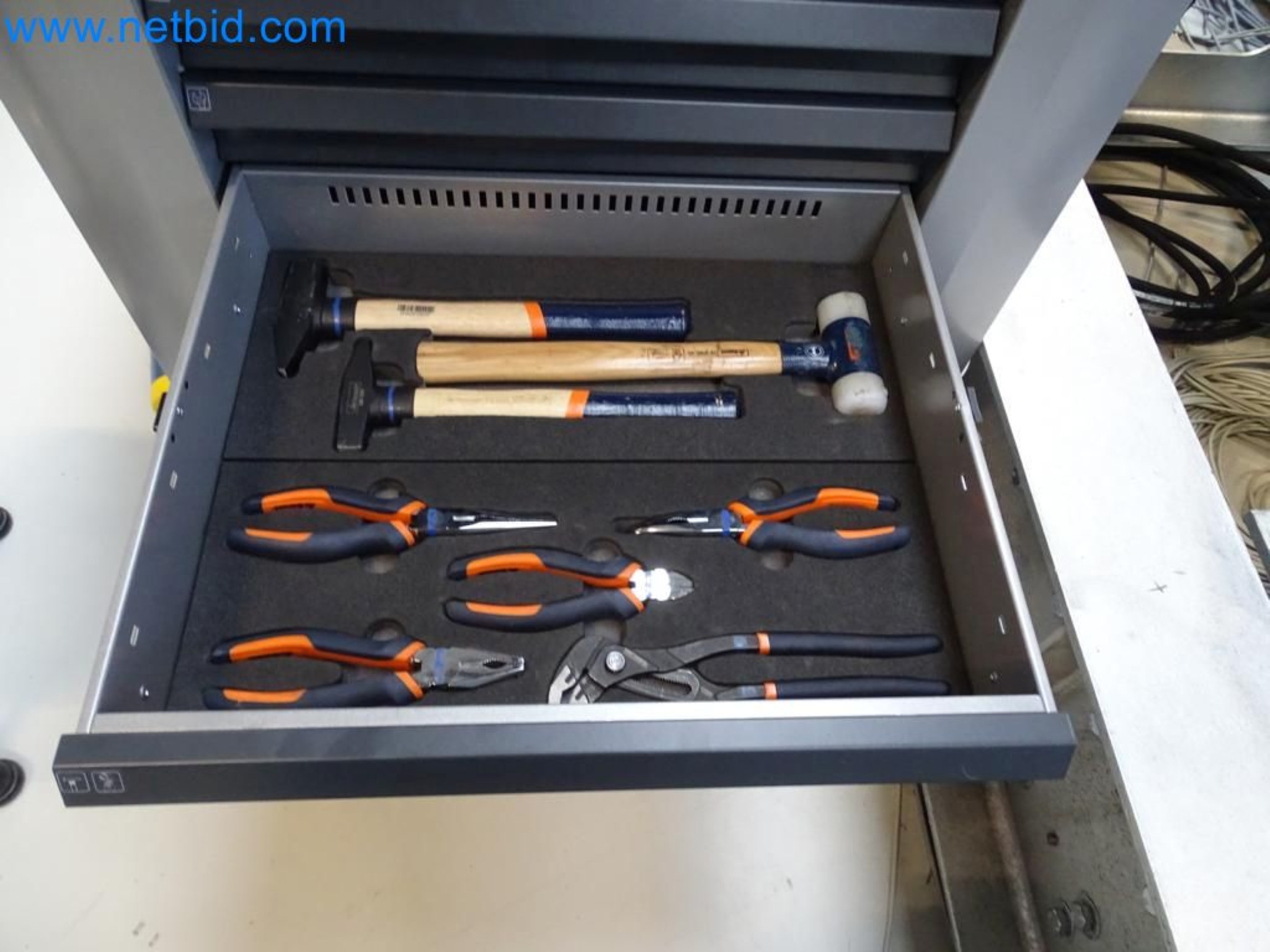 LILIUM eAircraft GmbH / LILIUM GmbH; máquinas, sistemas de prueba y equipos operativos para la producción de eVTOLs-6