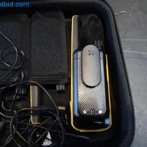 4 Ročni radijski sprejemniki Motorola IXTN4011A