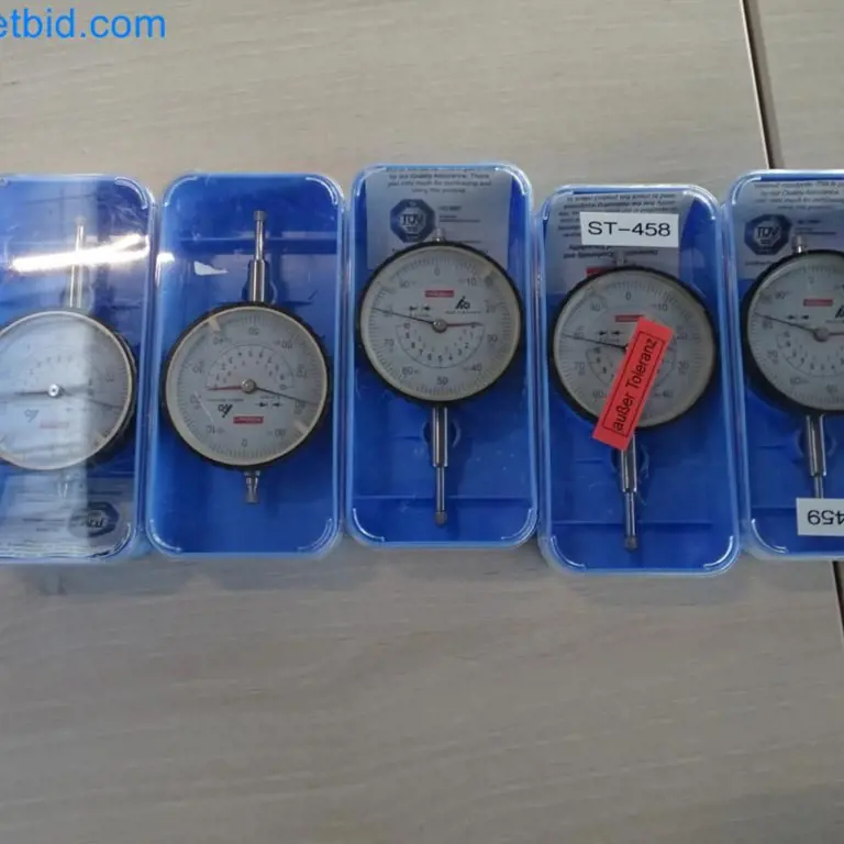 5 Präzisionsmessuhr Käfer