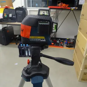 Láser de línea Bosch GLL 3-80 G