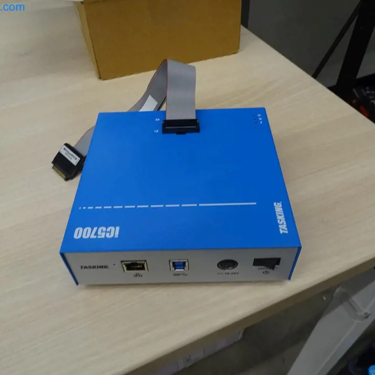 Depurador / Analizador en chip Tasking Germany iC5700 Base Unit with DTM