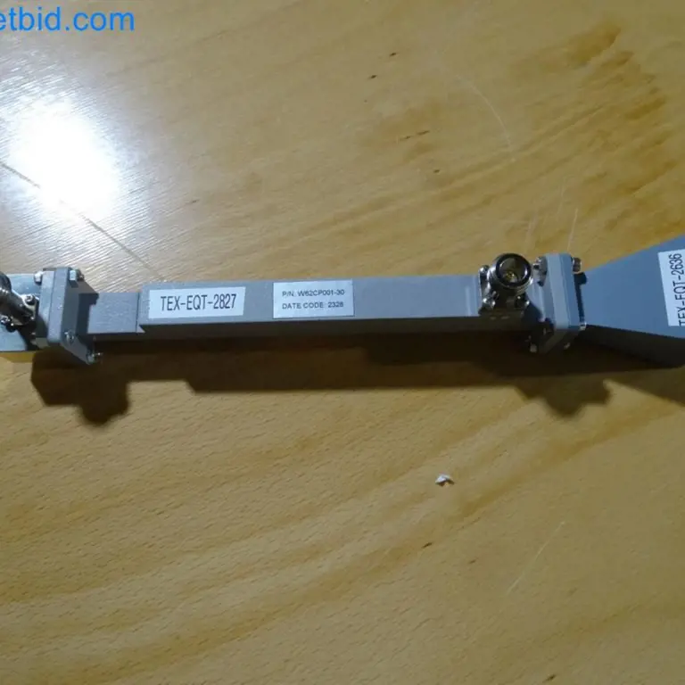 Guía de ondas WR-90 Pasternack PEW90CP001-30