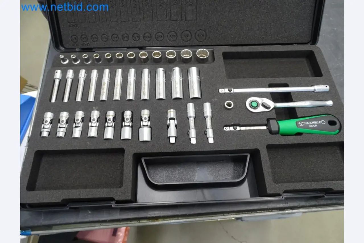 LILIUM eAircraft GmbH / LILIUM GmbH; machines, test systems and operating equipment for the production of eVTOLs-1