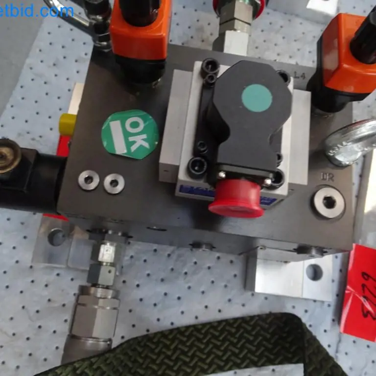 7 Distribuidor hidráulico (SIN mangueras de conexión) Rota Teknik RT 24