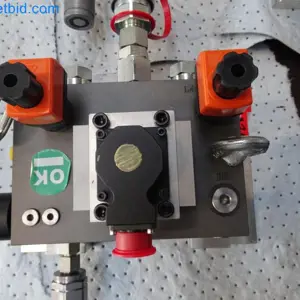 8 Distribuidor hidráulico (SIN mangueras de conexión) Rota Teknik RT 24