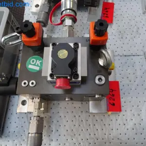 8 Distribuidor hidráulico (SIN mangueras de conexión) Rota Teknik RT 24