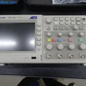 Osciloscopio Tektronix TBS 1104