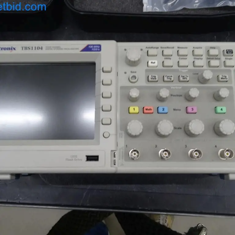 Osciloscopio Tektronix TBS 1104