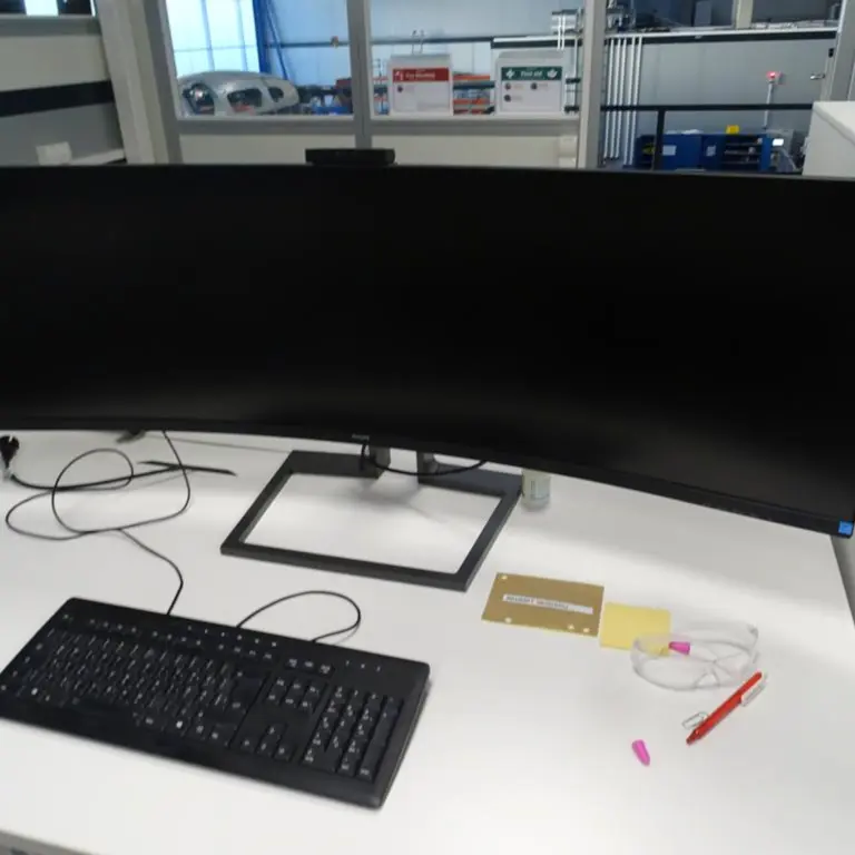 49"-Curved-Monitor Philips Brilliance 499P9