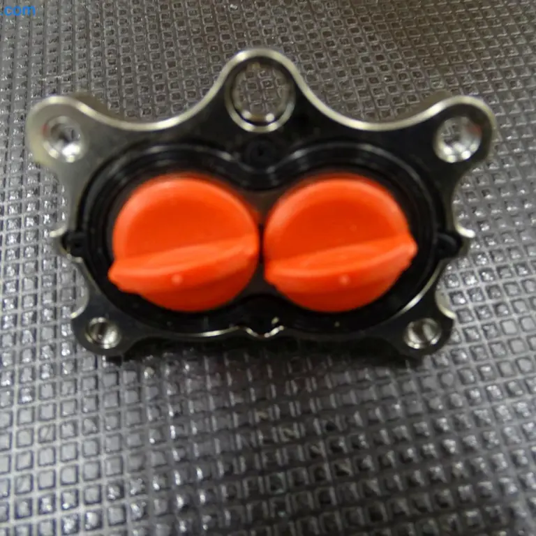 7 Steckverbinderbuchsen Rosenberger