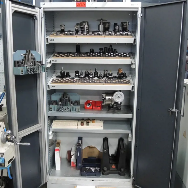 Lot d'outils de fraisage SK40