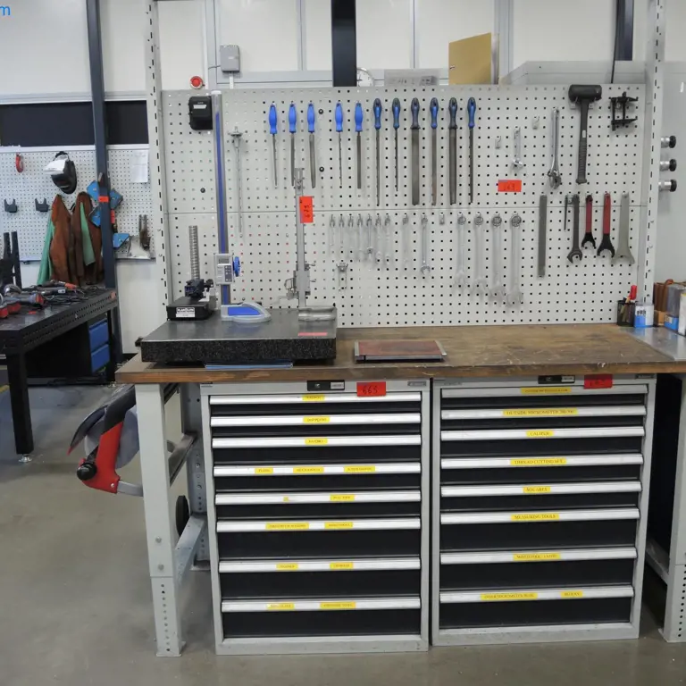 Poste Équipements d'atelier