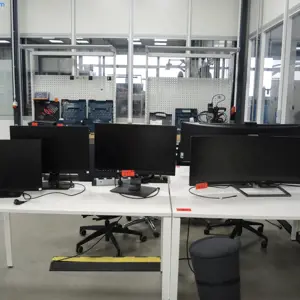 2 Moniteurs incurvés de 49 pouces Philips Brilliance 499P