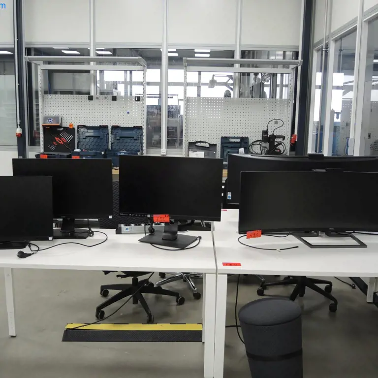 2 Moniteurs incurvés de 49 pouces Philips Brilliance 499P