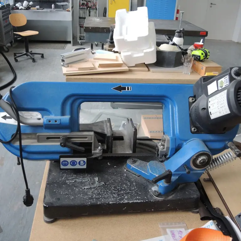 Tračna žaga za kovino Metallkraft MBS 150