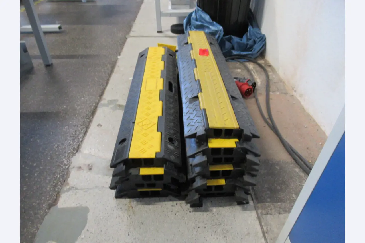 LILIUM eAircraft GmbH / LILIUM GmbH; machines, test systems and operating equipment for the production of eVTOLs-2