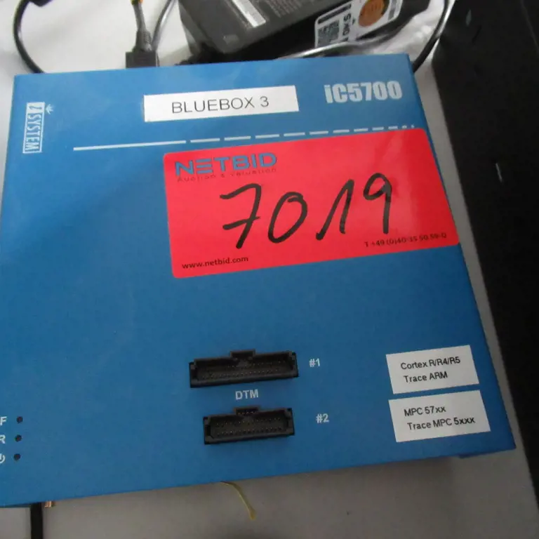 Debugger / On-Chip Analyzer iSystem iC5700 Base Unit mit DTM