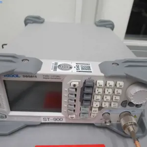 Generator signalov (ST-900) Rigol DSG815