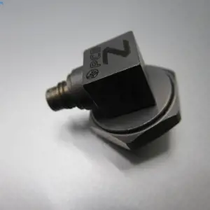 Trix Axial Beschleunigungsmesser PCB Piezotronics