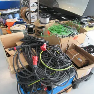 Posten Starkstrom-Verlängerungs- u. Anschlusskabel,