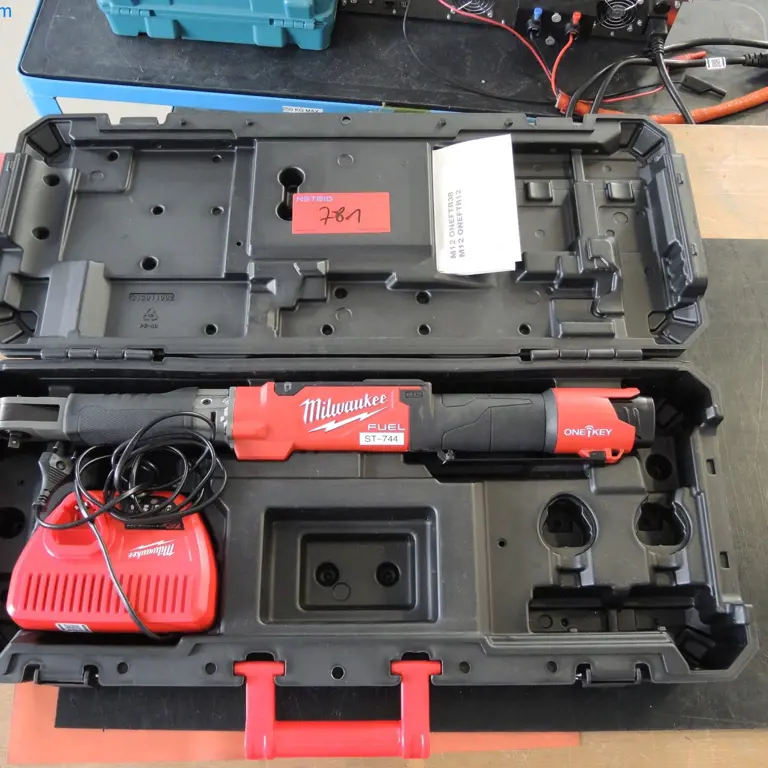 AKKU momentsleutel Milwaukee Fuel M12 ONEFTR38