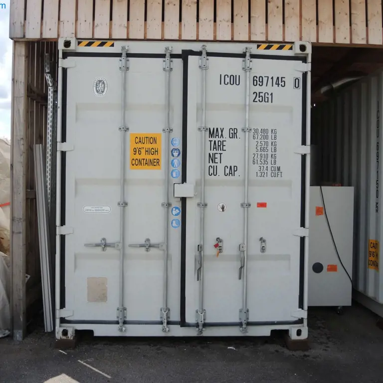 20´-Materialcontainer (mit Inhalt) (TEX-NRG-RIG-004, TEX-NRG-RIG-036)