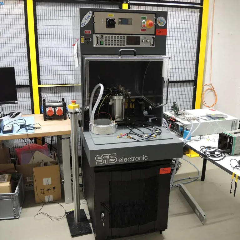 Szafa bezpieczeństwa / stanowisko do testowania silników i układów energoelektronicznych (Fish Tank 4) bez próbek testowych SPS Electronic