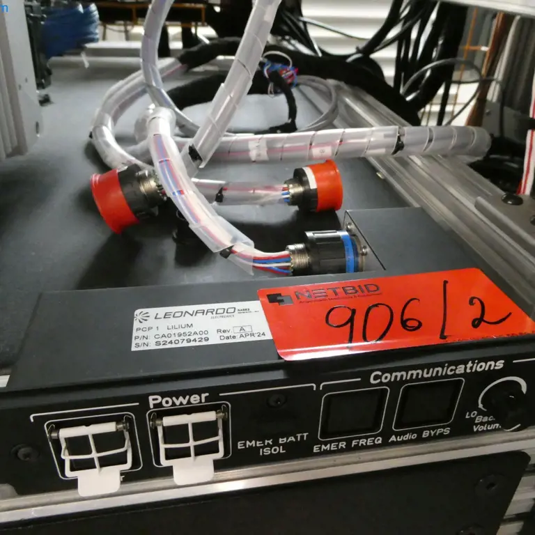 Komunikační a napájecí jednotka (příplatek se může změnit) Leonardo Electronics