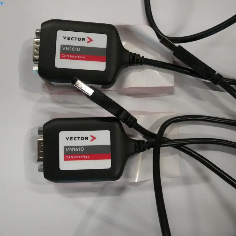 2 Rozhraní CAN Vector VN1610