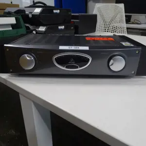 Zesilovač Behringer a500