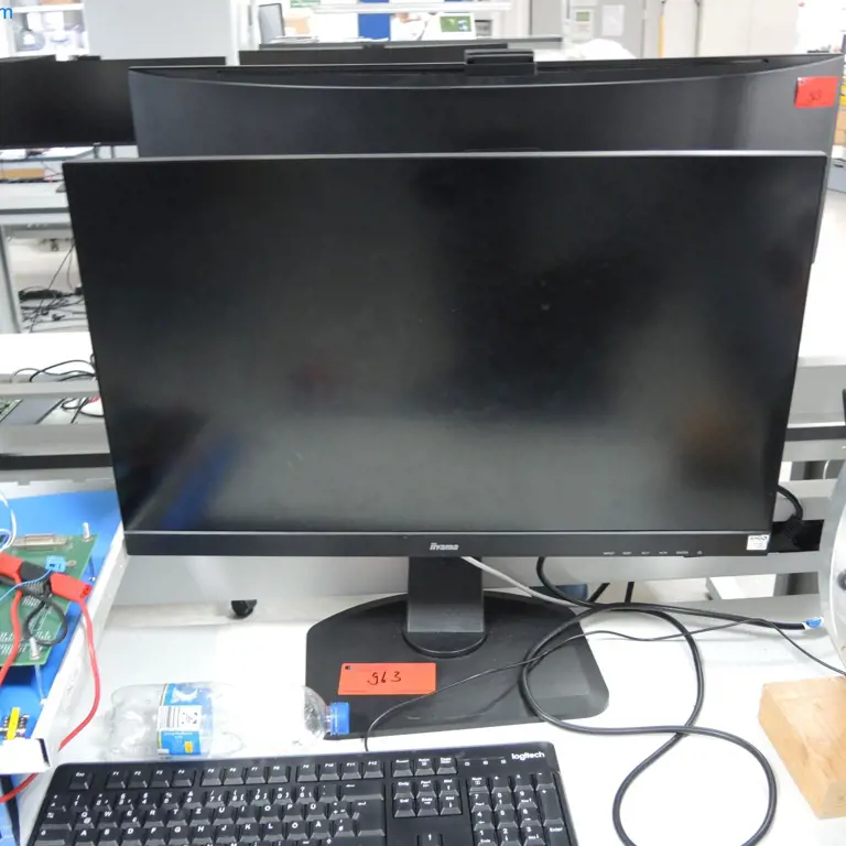 13 49" zakřivené monitory Philips/ LG