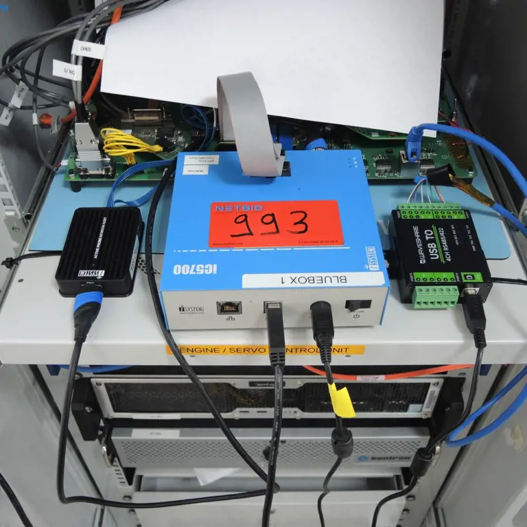 Debugger / On-Chip Analyser iSystem iC5700 Base Unit with DTM