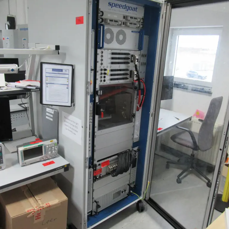 Visokonapetostna preskusna naprava IESU 1 (E005390) (knock down under reserve) Speedgoat