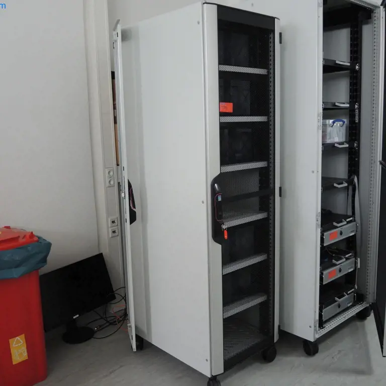 mobiler Serverschrank Rittal VX25 5330.113