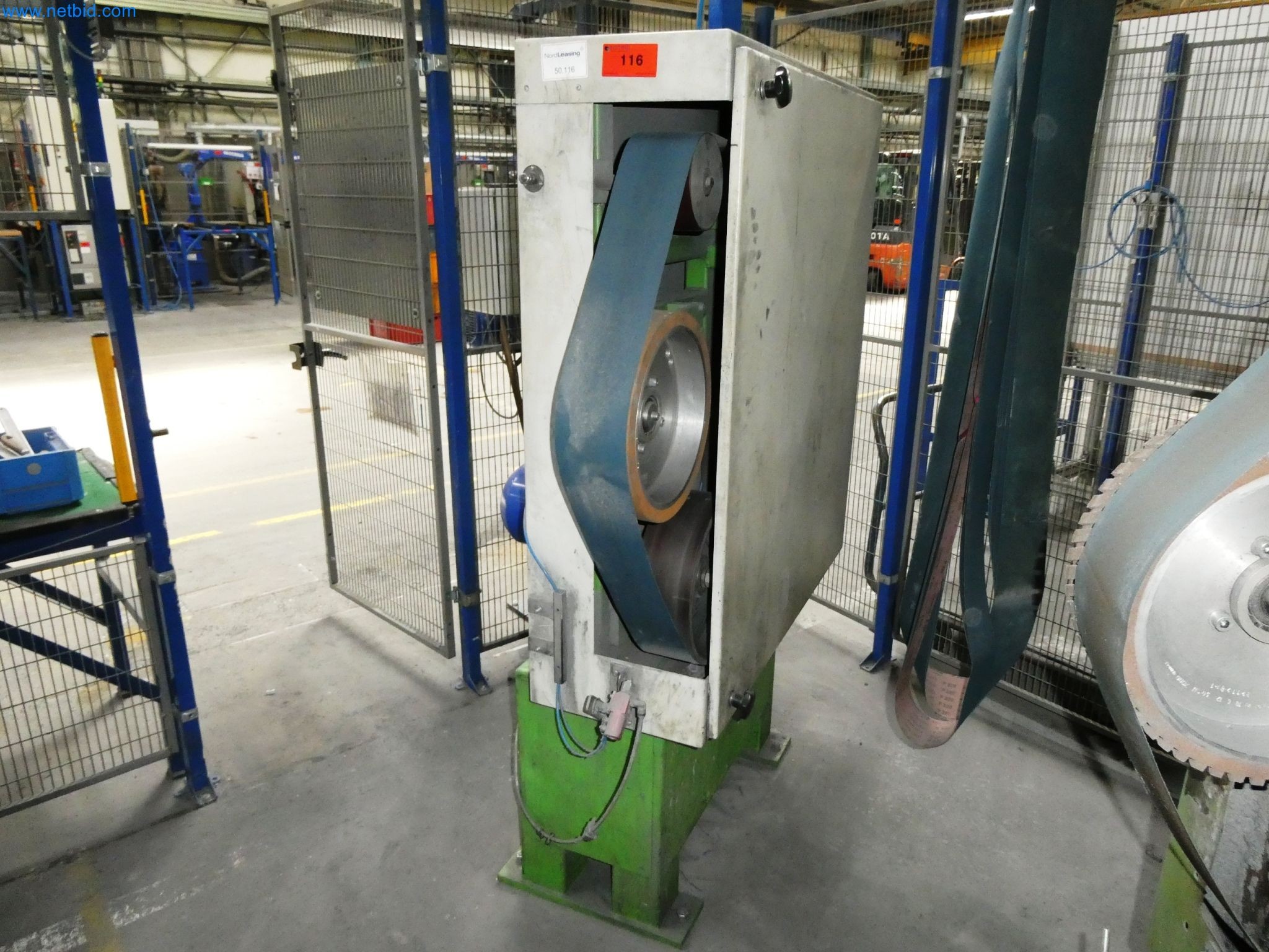 Maszyny z sektora technologii powierzchni-3